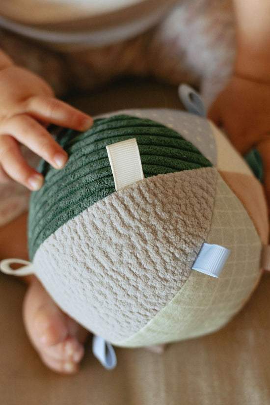 Hello Baby 6-9 Month Gift Set