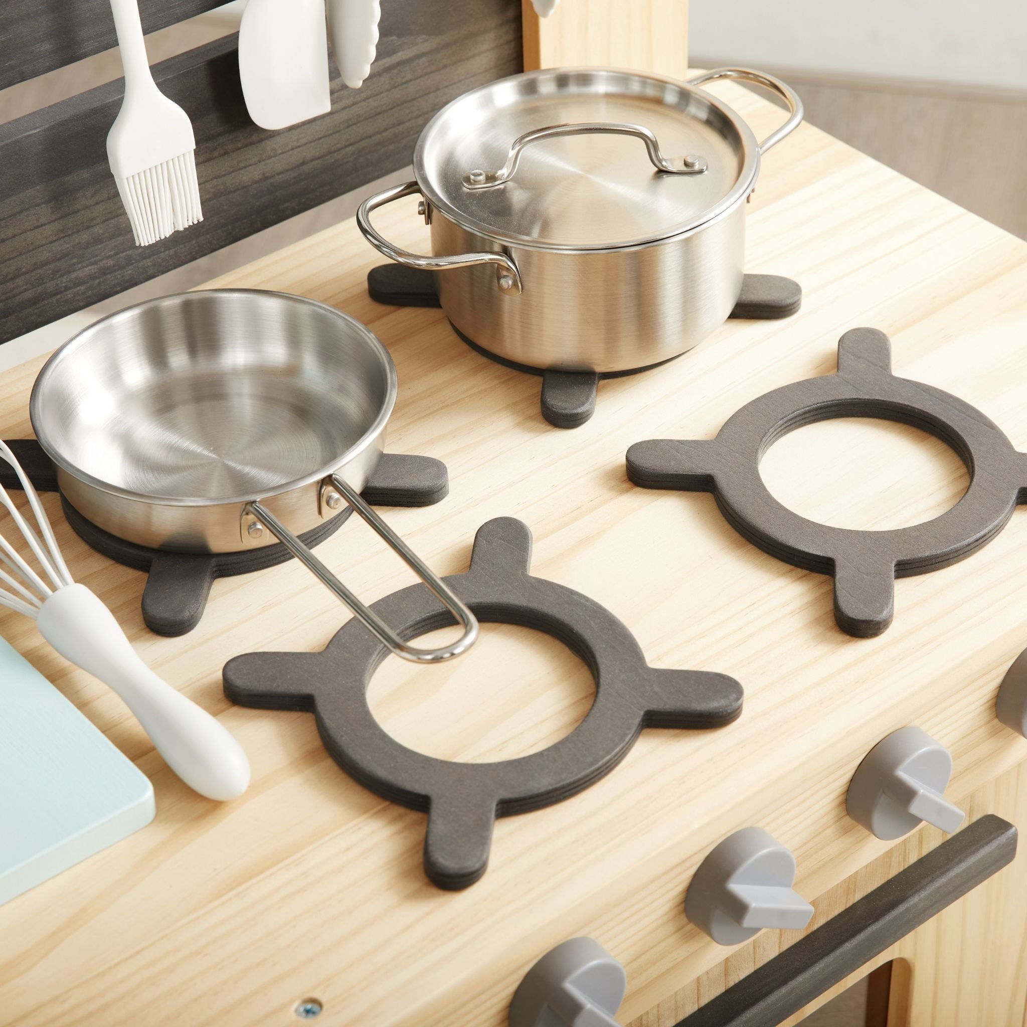 Backyard Chef Mud Kitchen