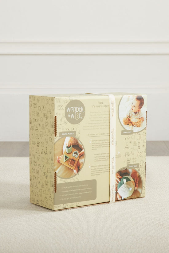 Hello Baby 6-9 Month Gift Set