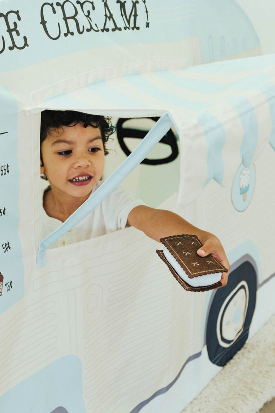 Ice Cream Truck Playhome